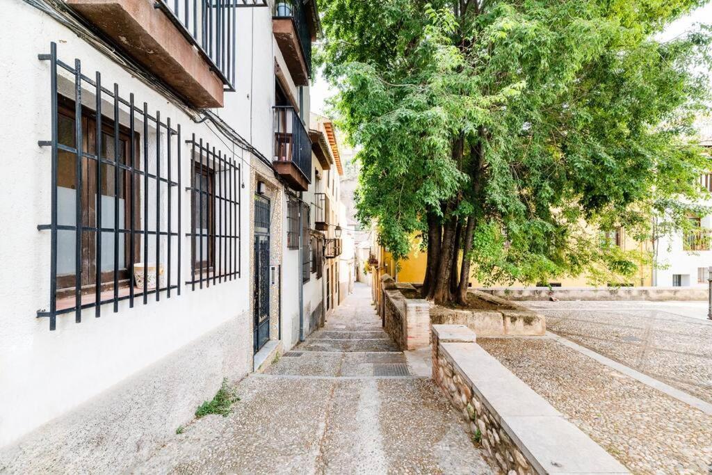 Wekey Homes Albaicin, A Los Pies De La Alhambra Granada Exterior photo