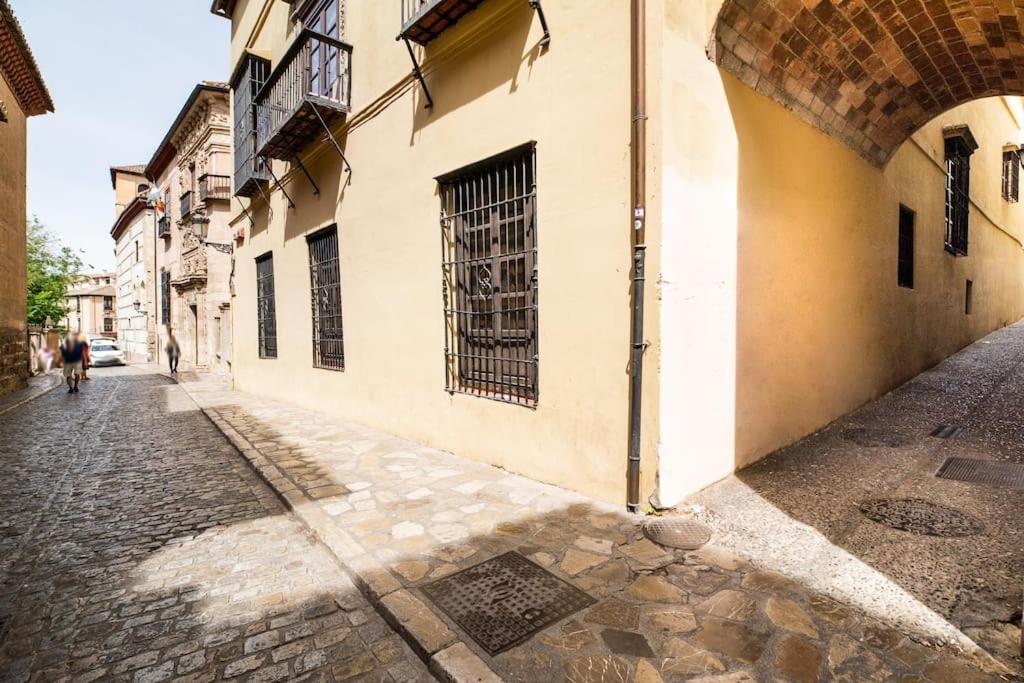 Wekey Homes Albaicin, A Los Pies De La Alhambra Granada Exterior photo