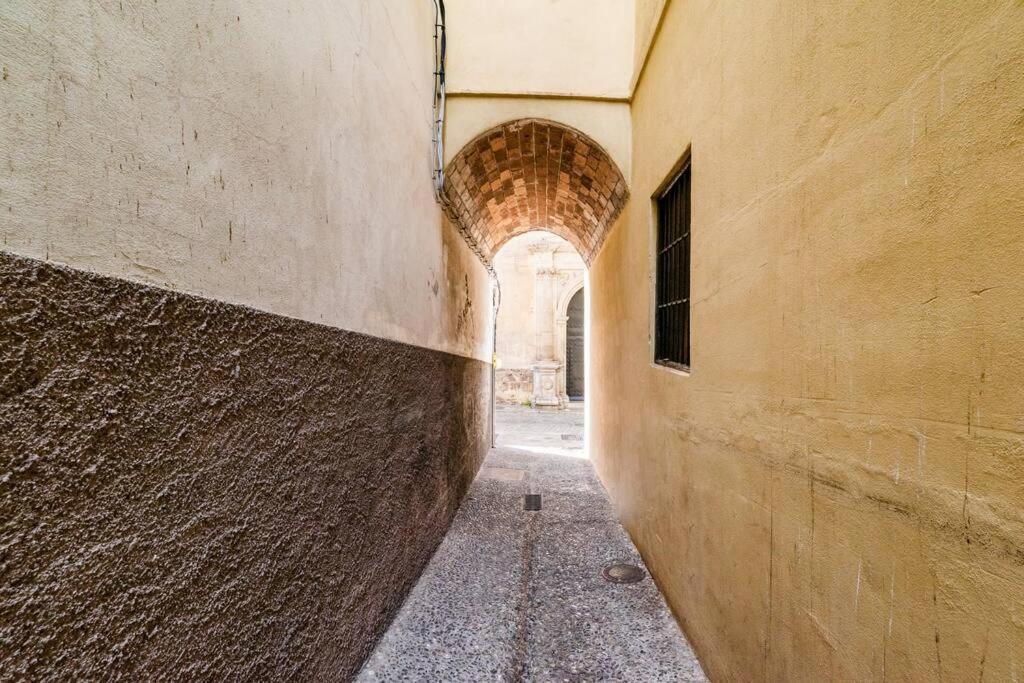 Wekey Homes Albaicin, A Los Pies De La Alhambra Granada Exterior photo